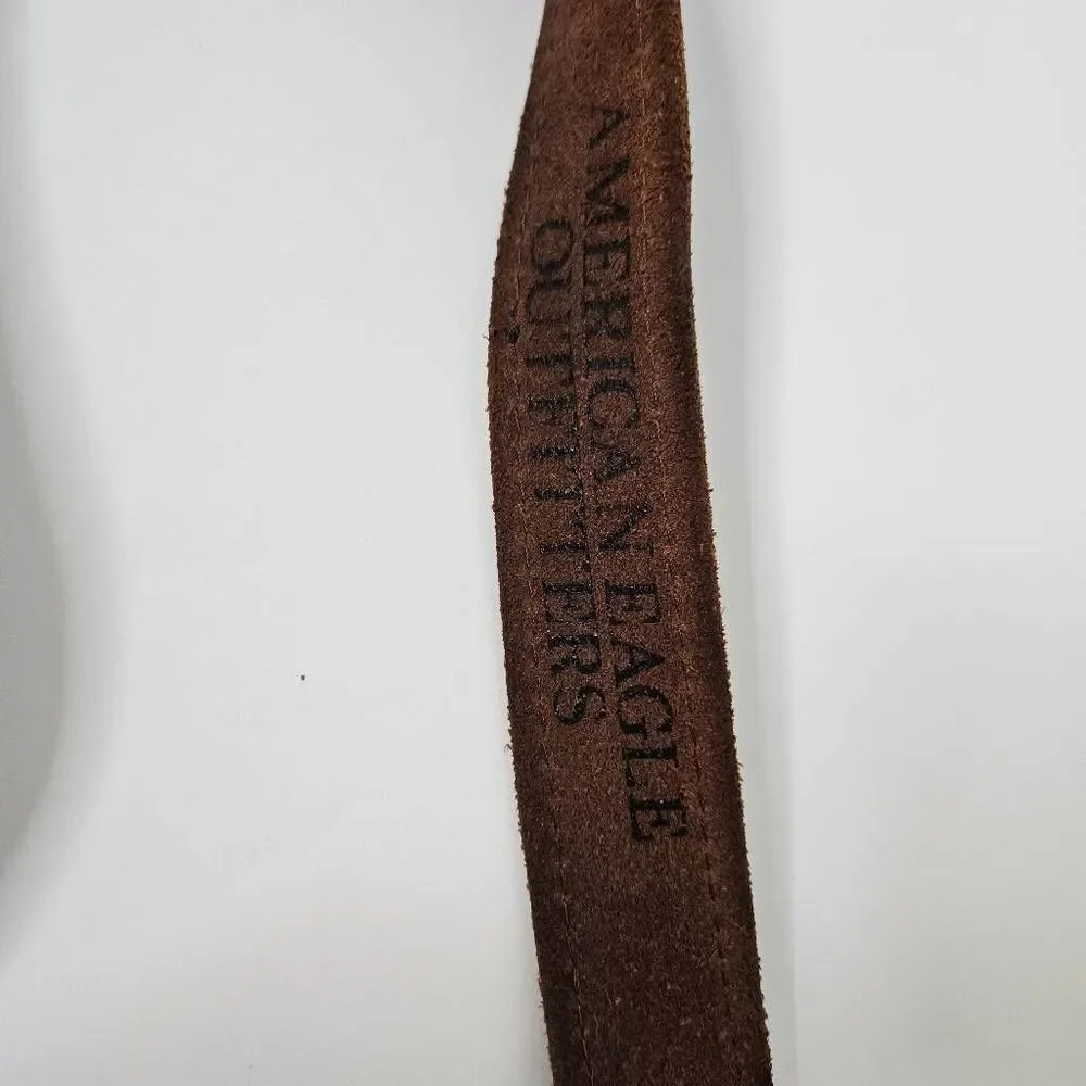 American Eagle mens leather belt,  brown. 32.